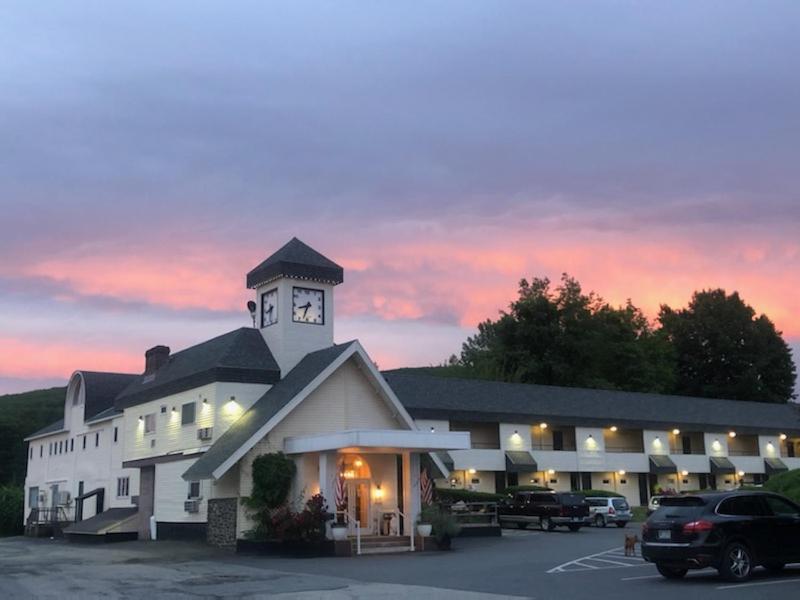 The Black Mountain Motel