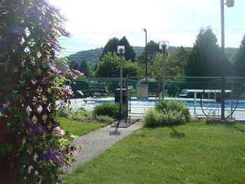 The Black Mountain Motel Brattleboro