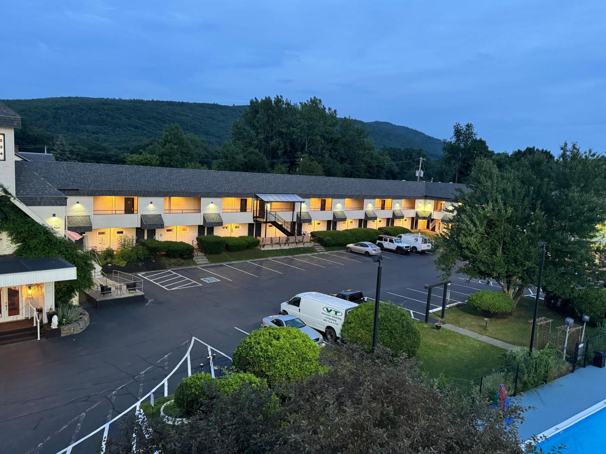 Motel The Black Mountain Brattleboro
